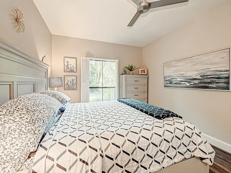 11711 Memorial Dr #389 — Photo 13
