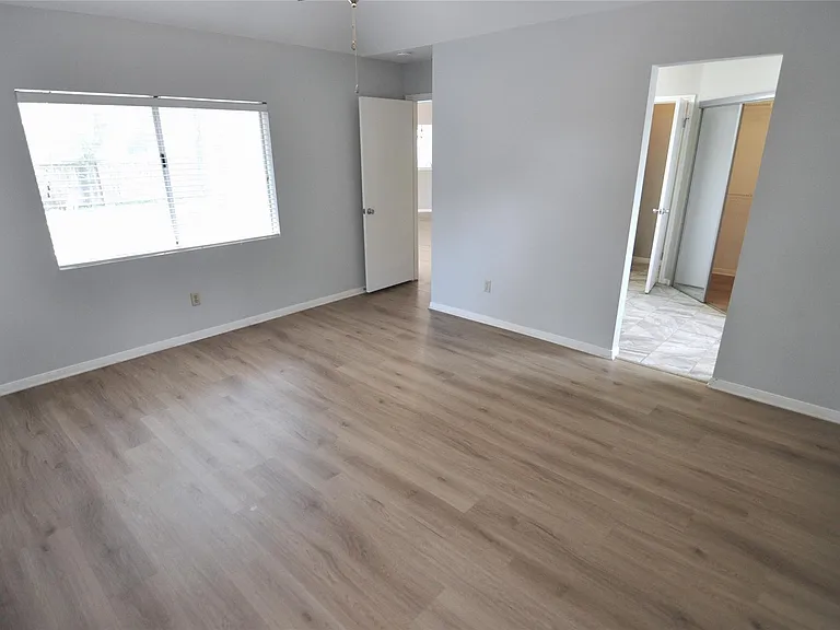 602 Timbergrove Ct — Photo 13