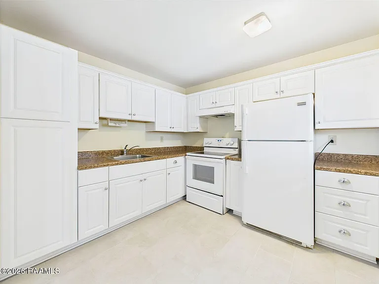 201 S South College Rd #212 — Photo 5