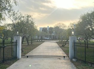 3901 Roscher Rd, Corpus Christi, TX 78418