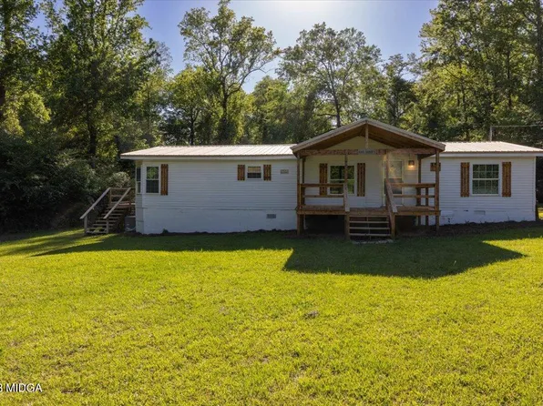 156 Briar Creek Trl, Lizella, GA 31052