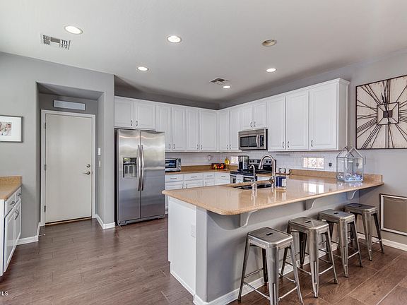 5th image of 15682 W Glenrosa Ave