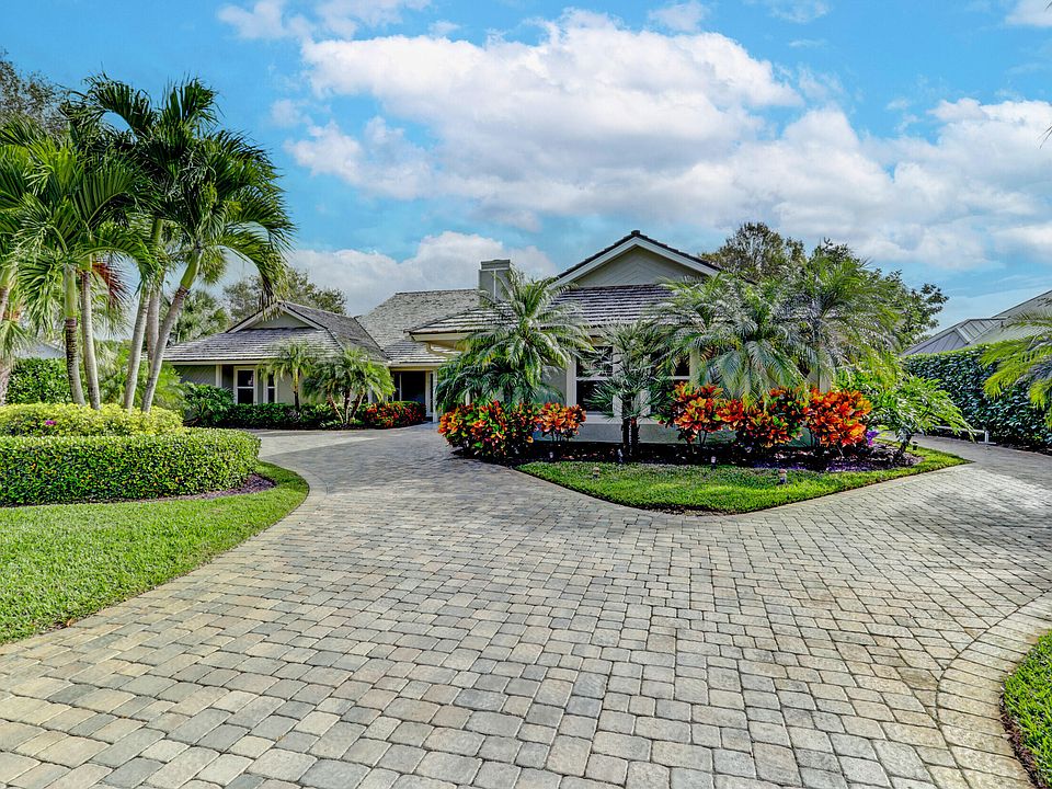 1st image of 6205 SE Ironwood Cir