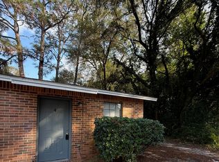830 Cardinal St #4, Fort Walton Beach, FL 32547