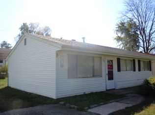 8826 Parkdale Dr, Caseyville, IL