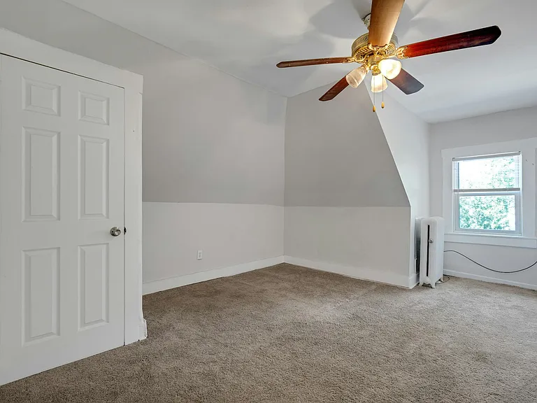 127 S Burnett St #1 — Photo 24