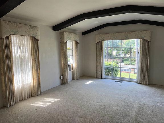 5th image of 4209 Middlesex Dr
