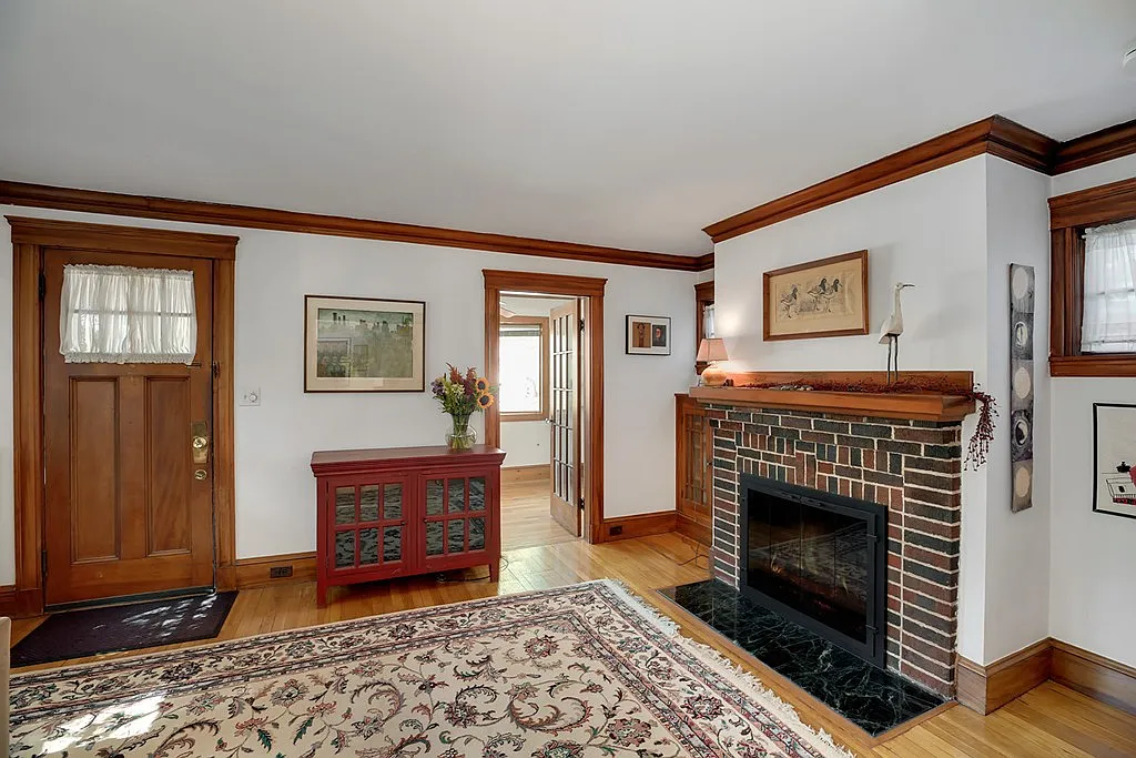 2 bed, 1170 sqft, $2,950 — Photo 3