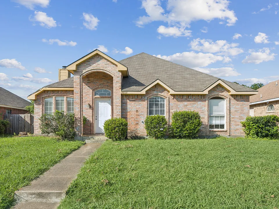 1602 Develon Dr