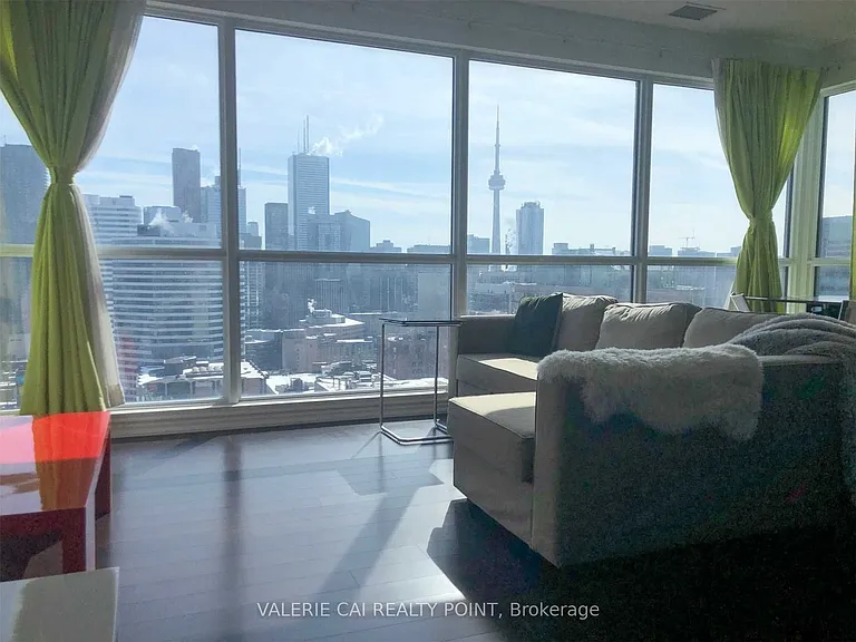 386 Yonge St #3110 — Photo 2