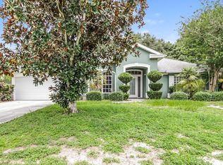 2294 Lake Pointe Cir, Leesburg, FL 34748