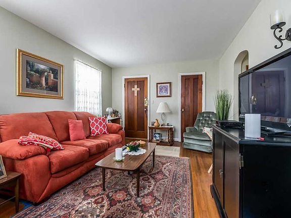 4th image of 401 Home Ave