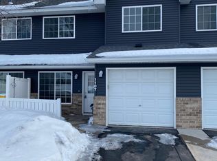 1107 Horizon Dr SE, New Prague, MN 56071