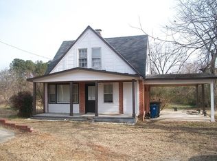 1533 Cedar Creek Rd, Fayetteville, NC 28312