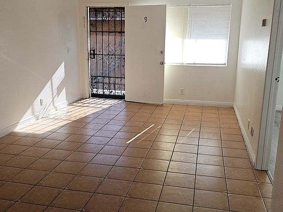 3rd image of 5919 Benner St #9