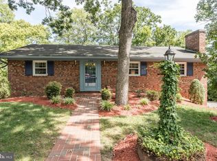 126 Armstrong Pl, Winchester, VA 22602