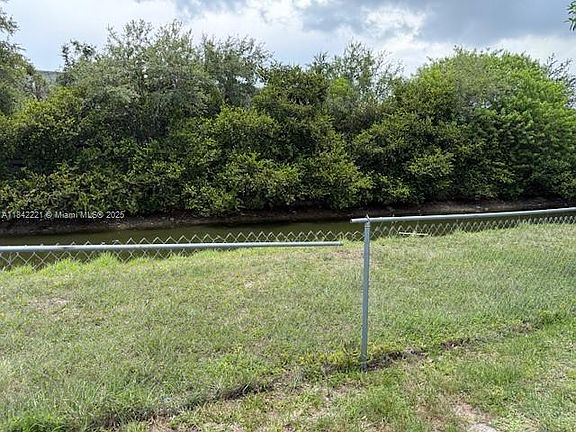4th image of 3480 NW 17th St