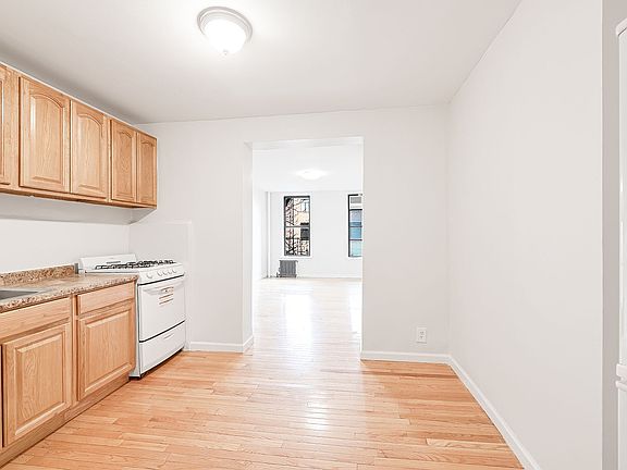 5th image of 57 W 8th St APT 3D