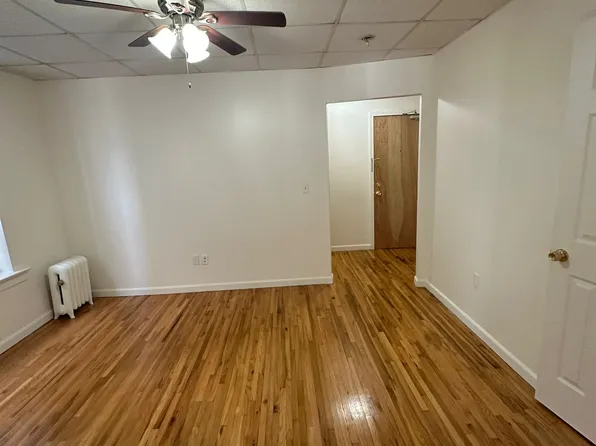 179 West 48th Street image 5 of 6