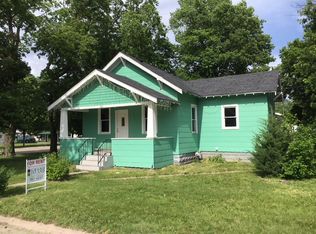 1221 Saint Paul Rd, Grand Island, NE 68801