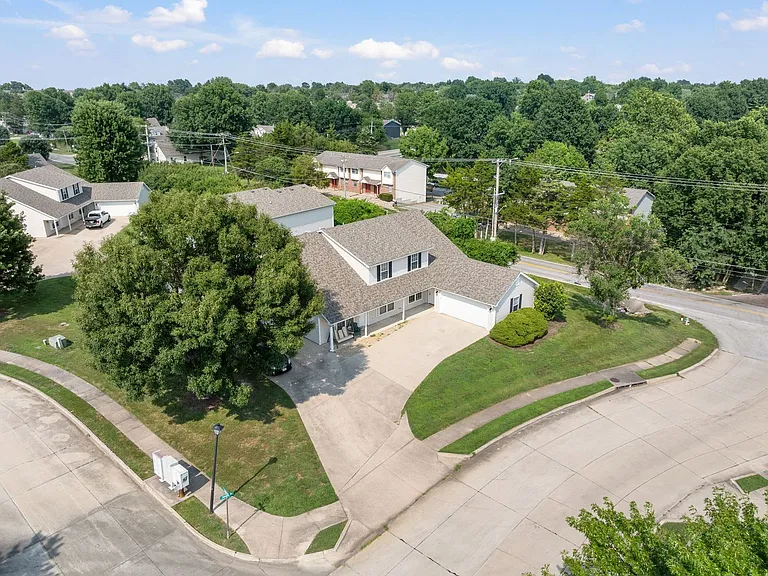 1721-1723 Juniper Dr — Photo 31