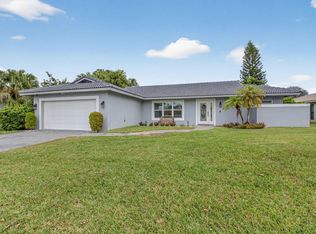 10302 Crosswind Rd, Boca Raton, FL 33498
