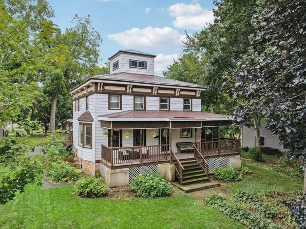 217 S Lincoln STREET, Elkhorn, WI 53121