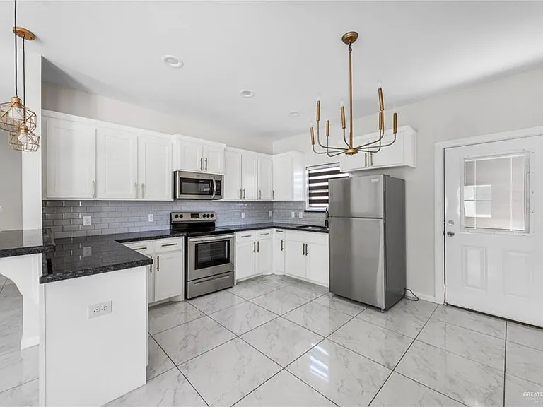 5805 Puffin Ave #1 — Photo 4