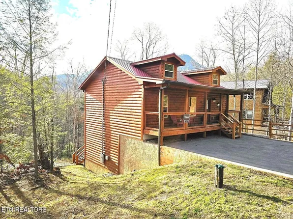 1533 Bear Valley Rd, Sevierville, TN 37876