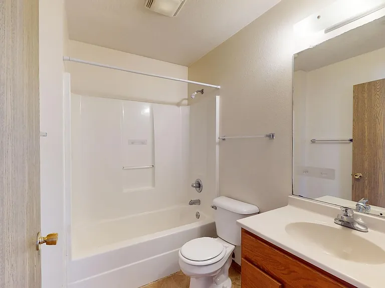 4525 Steinbeck St — Photo 12