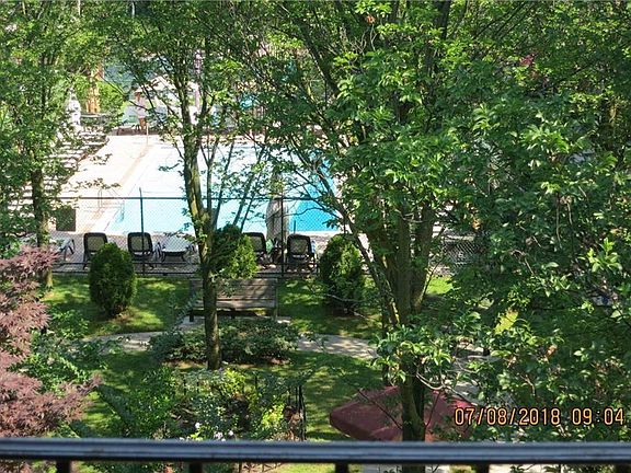 4th image of 2613 Emmons Ave APT 3B