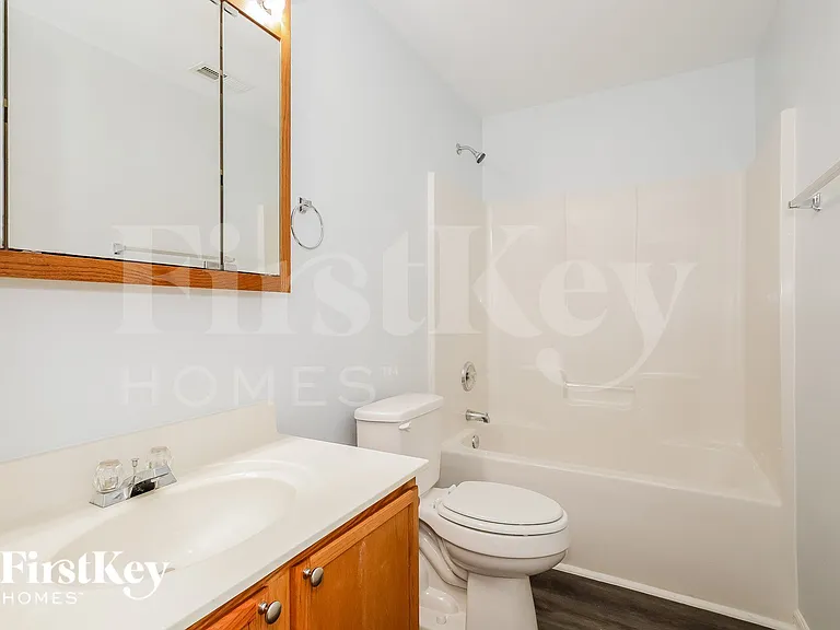 16315 Circlegreen Dr — Photo 16