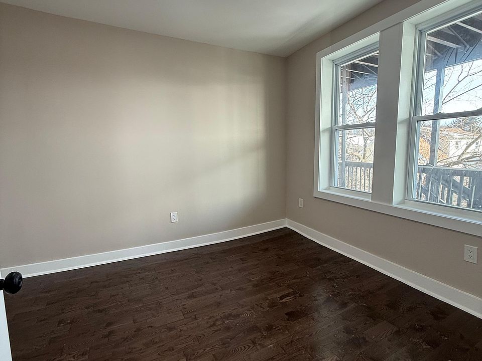 1st image of 190 Park St #7A