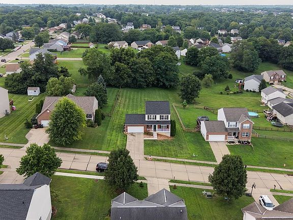 3rd image of 1137 Stonewallridge Dr