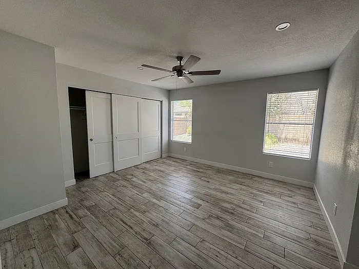1010 W Sequoia Dr — Photo 9