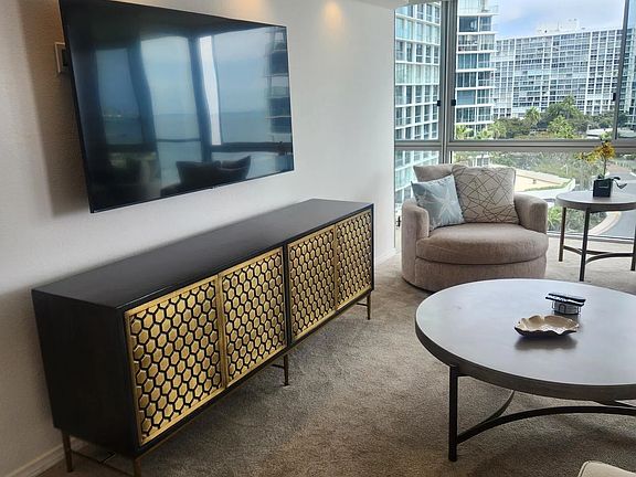 5th image of 1730 Avenida Del Mundo Unit 610