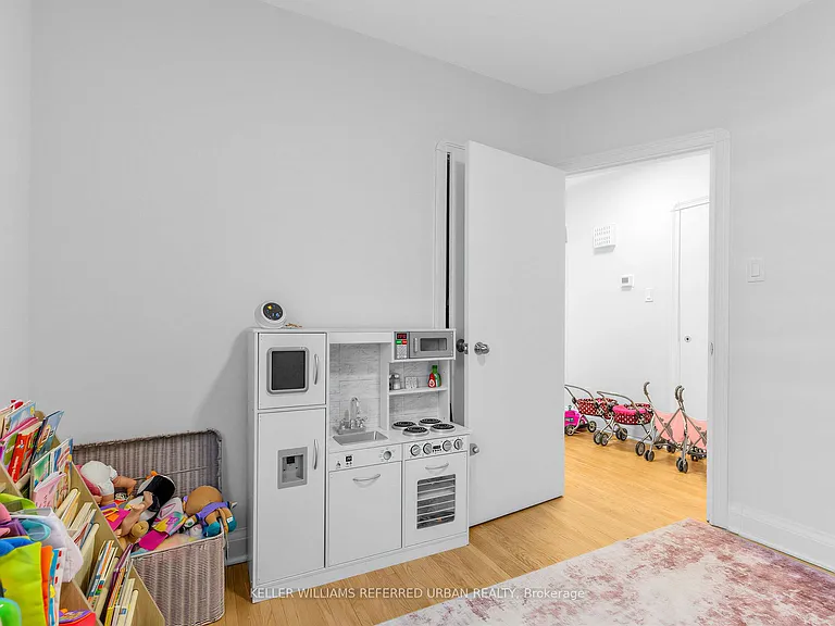 73 Prince Charles Dr — Photo 22