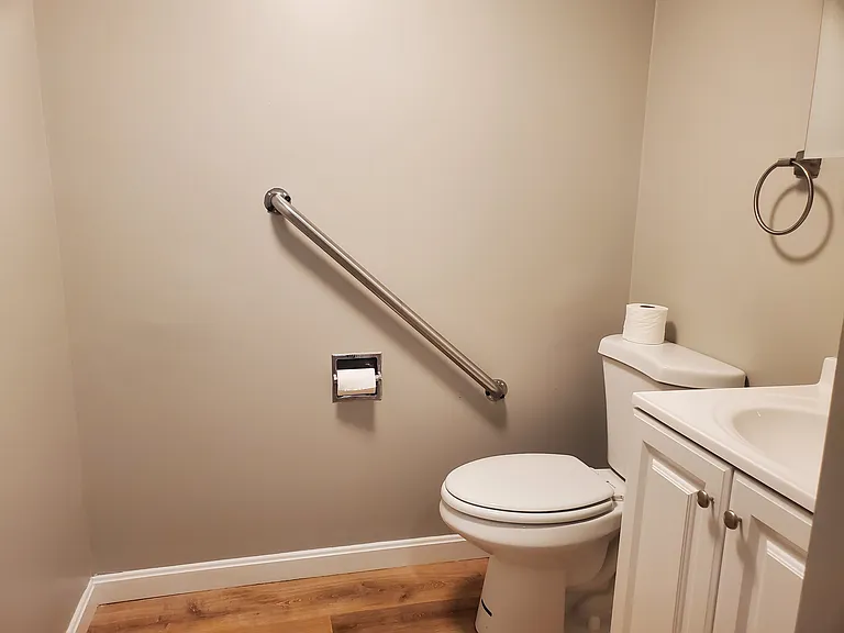401 Patchen Rd — Photo 11