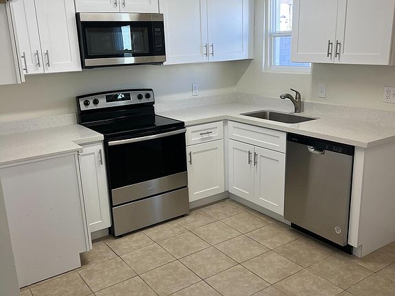 5th image of 1130 E LOVE Street