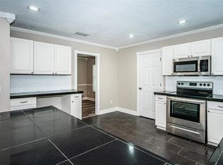 3805R Rolling Cir, Valrico, FL 33594