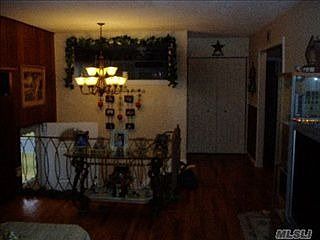 3rd image of 64 Skylark Dr