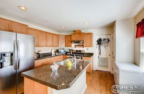 2nd image of 10580 Ashwood St