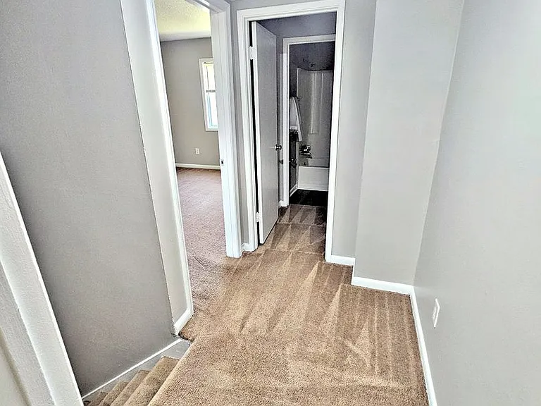 Avalon Cove Townhomes — Photo 16