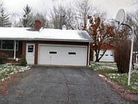 1st image of 609 W Main St