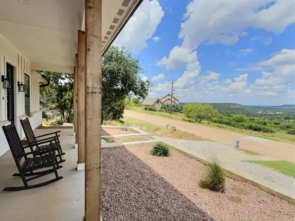 405 Oak Tree Dr, Graford, TX 76449