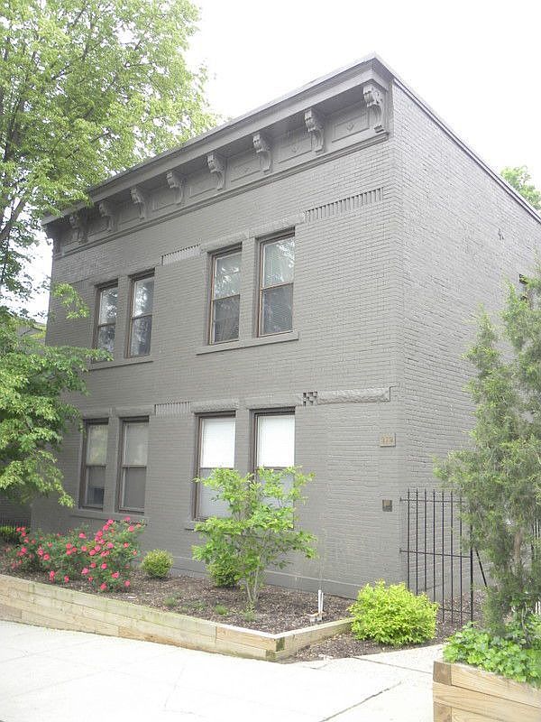 979 Paradrome St #B, Cincinnati, OH 45202 | Zillow