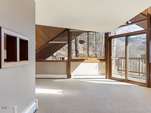 5th image of 1400 Lions Ridge Loop #A1