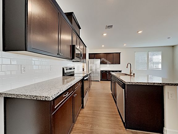 3rd image of 6130 Haleh Ave