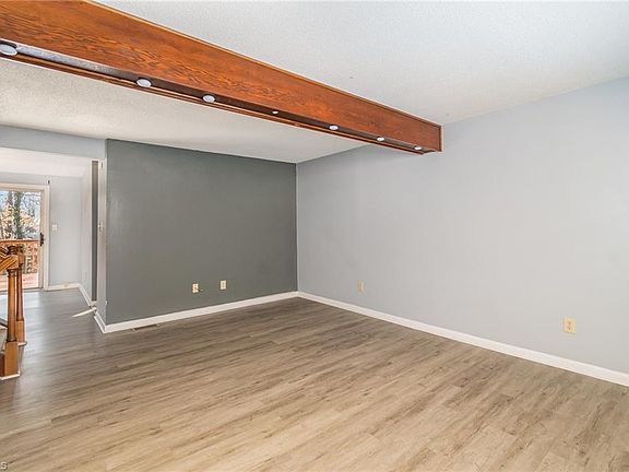 4th image of 5501 Richland St Unit C