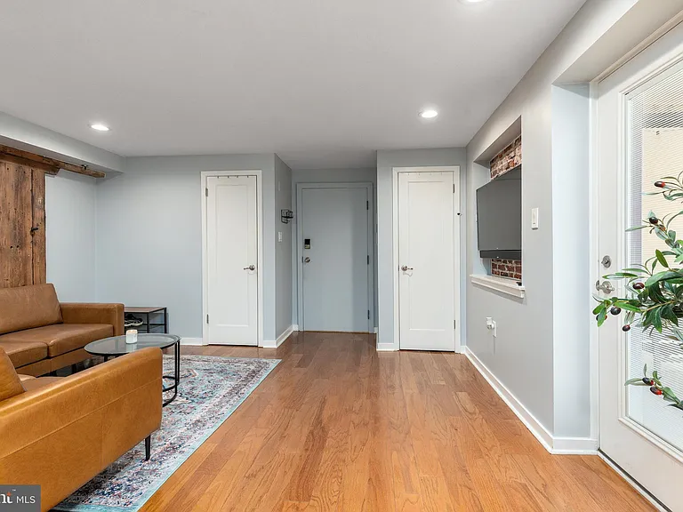 136 N 2nd St #38-2A — Photo 4